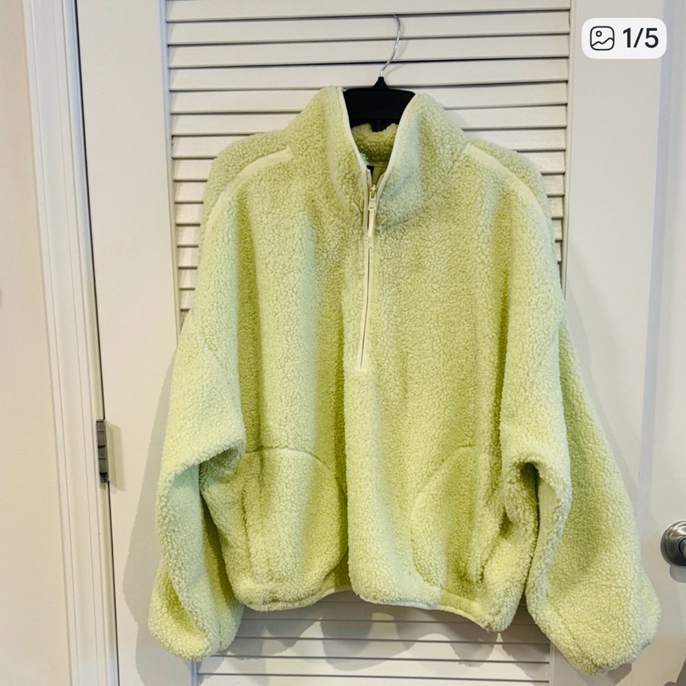 NWOT🍁Old Navy Light Green Fleece 1/4 zip